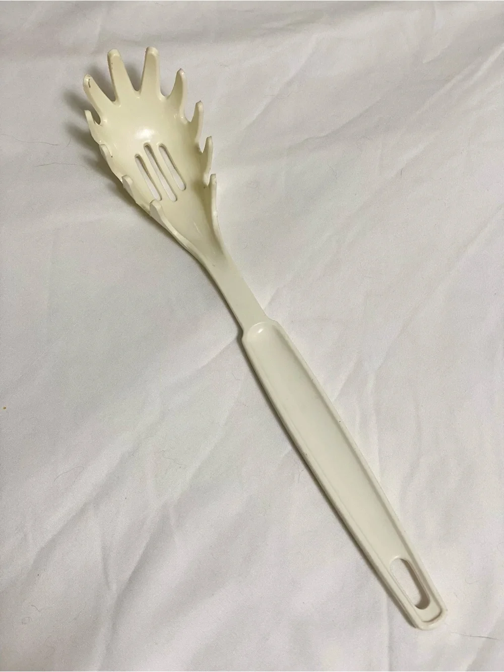 VTG EKCO White Plastic Pasta Spaghetti Server Spoon Solid Dishwasher Safe USA